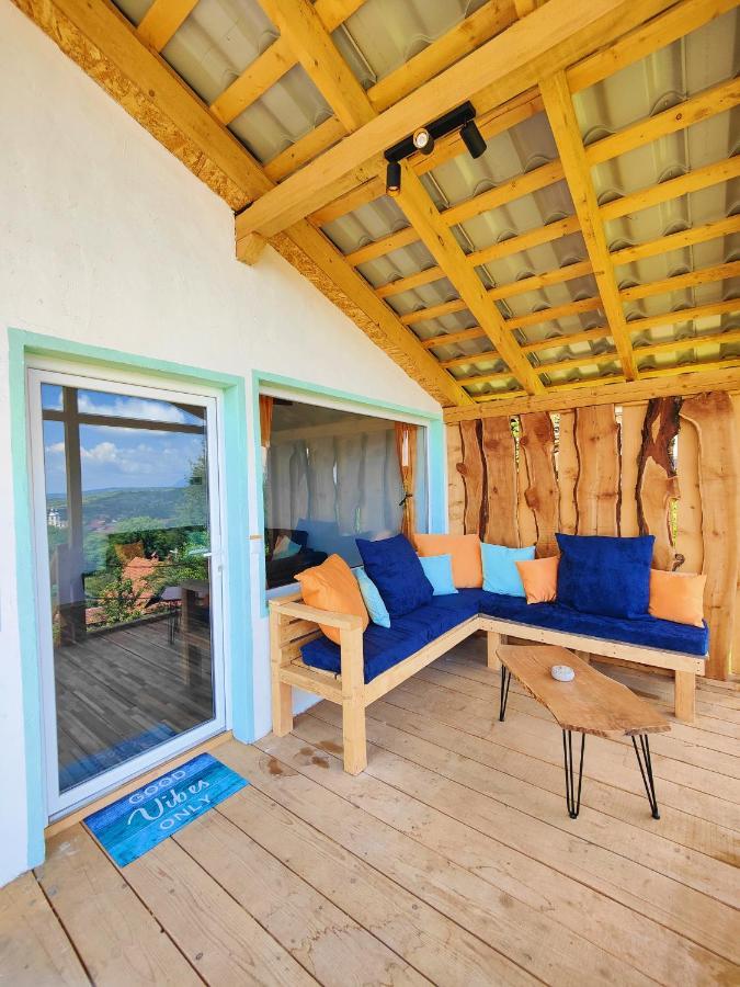 Rainbow Chalet Bran  Bagian luar foto