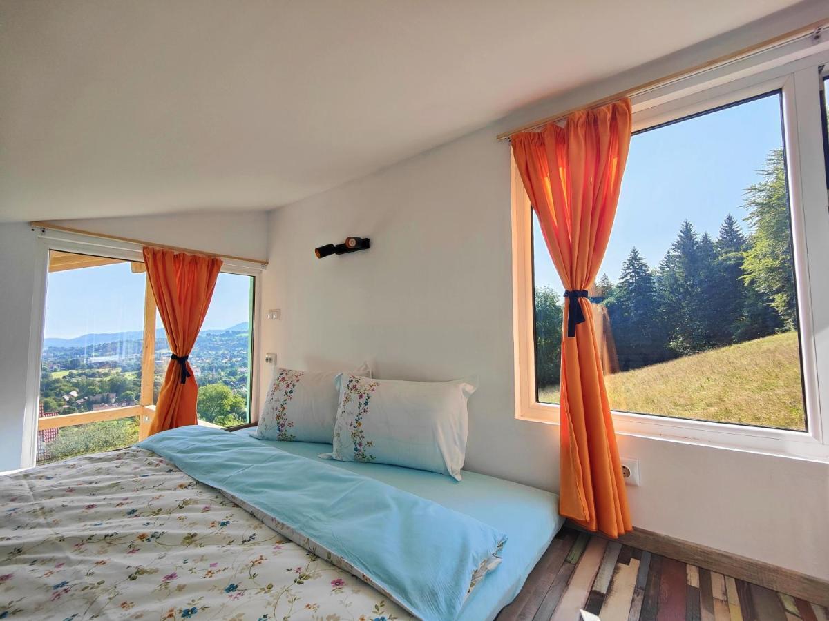 Rainbow Chalet Bran  Bagian luar foto