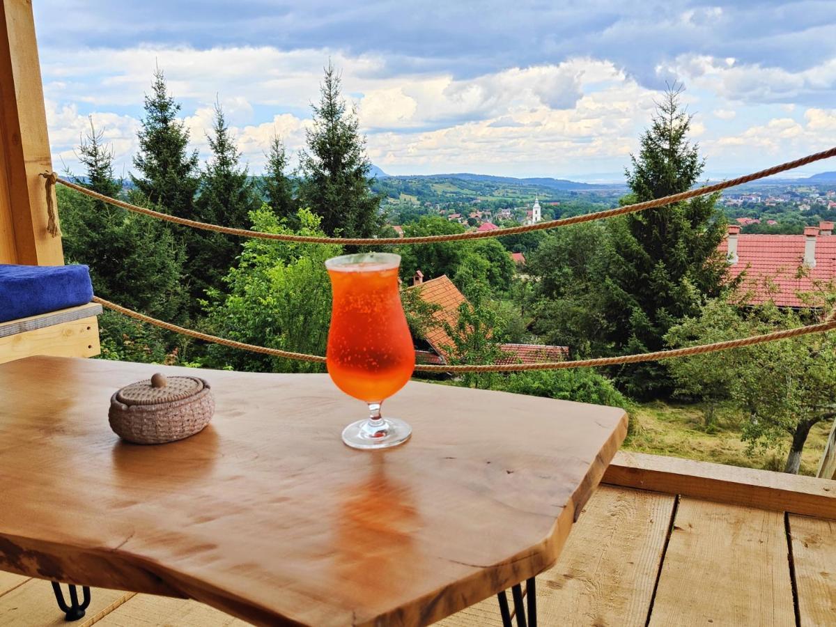 Rainbow Chalet Bran  Bagian luar foto